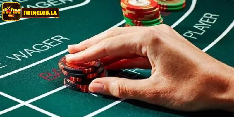Anh Chàng Shipper Tại Sài Gòn Thắng 10 Tỷ Baccarat IWIN CLUB 3 Anh Chàng Shipper Tại Sài Gòn Thắng 10 Tỷ Baccarat IWIN CLUB